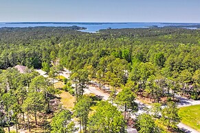 Brookeland Resort Cabin w/ Golf + Lake Access