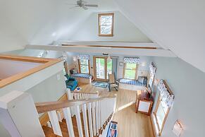 Charming Stonington Studio w/ Ocean Views!