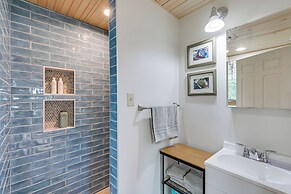 Charming Stonington Studio w/ Ocean Views!