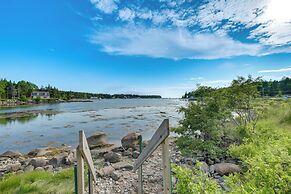 Charming Stonington Studio w/ Ocean Views!