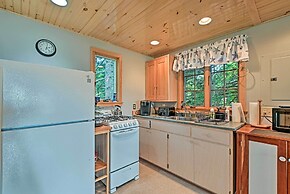 Charming Stonington Studio w/ Ocean Views!