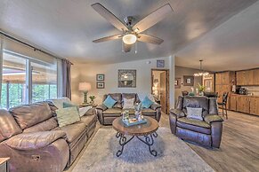 Raven Hill Retreat' ~ 6 Miles to Ruidoso Downs!