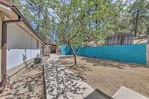 Raven Hill Retreat' ~ 6 Miles to Ruidoso Downs!