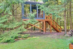 Hot Tub, Beach Access: Albrightsville Retreat!