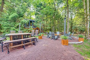 Hot Tub, Beach Access: Albrightsville Retreat!