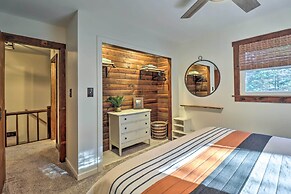 Hot Tub, Beach Access: Albrightsville Retreat!