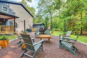 Hot Tub, Beach Access: Albrightsville Retreat!