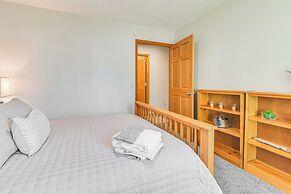 Cedar Home w/ Fire Pit & Grill ~ 3 Mi to Lakes