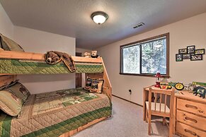 Camano Island Family House w/ Hot Tub & Deck!