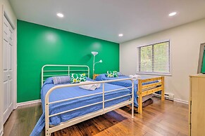 Charming Tobyhanna Cottage ~ 15 Mi to Skiing!