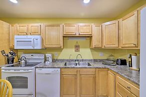 Charming Tobyhanna Cottage ~ 15 Mi to Skiing!