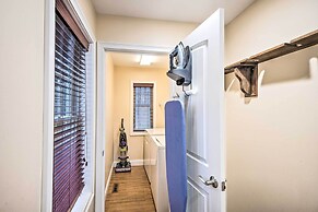 North Conway Home ~ 2 Mi to Cranmore Mountain!