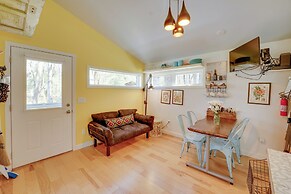 4-season Gold Coast Cottage, 2 Mi to Winter Sports