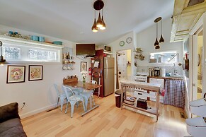 4-season Gold Coast Cottage, 2 Mi to Winter Sports