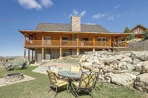 Large Sterling Cabin < 1 Mi to Palisade State Park