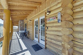 Large Sterling Cabin < 1 Mi to Palisade State Park
