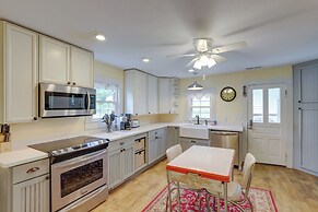 Mtn Views & Epic Sunsets: Private Weaverville Home