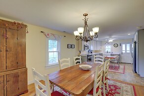 Mtn Views & Epic Sunsets: Private Weaverville Home