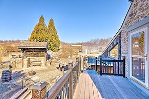 7-acre Stone Manor w/ Pool + Hot Tub Built in 1787