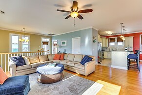Chic Surf City Retreat w/ Pool < 1 Block to Beach!