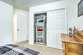 Charming Wasilla Retreat: Walk to Lake Lalen!