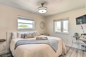 Chic Gulf Shores Condo w/ Pool & Beach Access