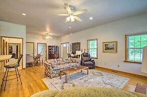 Charming Boydton Retreat ~ 5 Mi to Kerr Lake!