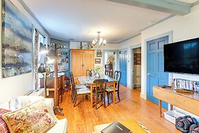 14 Mi to Schoodic Point: Gouldsboro Artists Home