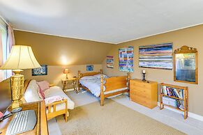 14 Mi to Schoodic Point: Gouldsboro Artists Home