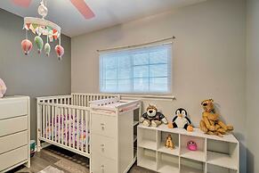 Dog-friendly Texas Retreat w/ Hot Tub, Patio & Bar