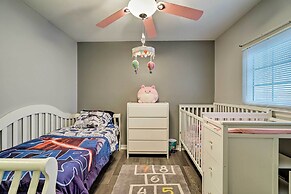 Dog-friendly Texas Retreat w/ Hot Tub, Patio & Bar