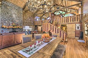 Countryside Cabin Retreat w/ Outdoor Kitchen!