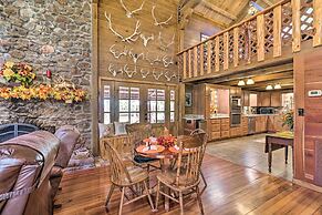 Countryside Cabin Retreat w/ Outdoor Kitchen!