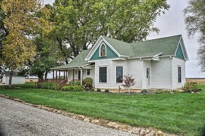 Countryside Cottage w/ Large Yard Near Topeka