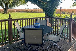 Countryside Cottage w/ Large Yard Near Topeka