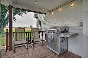 Countryside Cottage w/ Large Yard Near Topeka