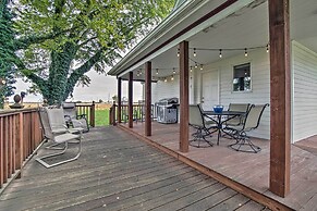 Countryside Cottage w/ Large Yard Near Topeka