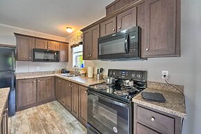 Cozy Cassopolis Retreat on Little Fish Lake!