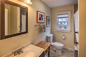 Bridgeport Vacation Rental - Walk to Beach!