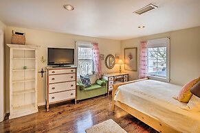 Bridgeport Vacation Rental - Walk to Beach!