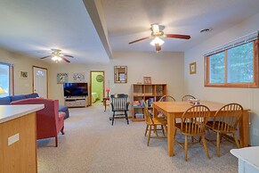 Cozy Cottage w/ Sunroom - Walk to Higgins Lake!