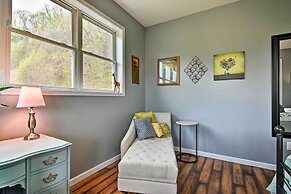 Blue Ridge Mountain Rental w/ Hot Tub & Gas Grill!