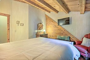 Cozy Mount Snow Chalet w/ Game Room & Hot Tub