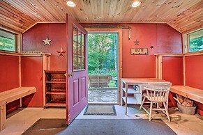 Cozy Mount Snow Chalet w/ Game Room & Hot Tub
