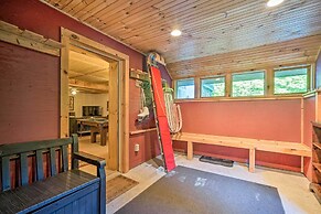 Cozy Mount Snow Chalet w/ Game Room & Hot Tub