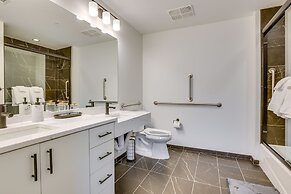 Downtown Omaha Getaway w/ Deck & Gas Grill!