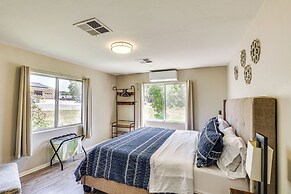 Escondido Vineyard Estate: Walk to Wineries!