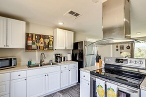 Escondido Vineyard Estate: Walk to Wineries!