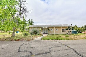 Escondido Vineyard Estate: Walk to Wineries!