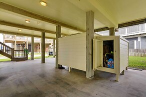 Walk to Sand: Home w/ Deck in Crystal Beach!